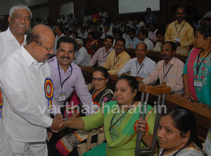 ವಿಕಲಚೇತನರ ಸಮಸ್ಯೆ ಪರಿಹರಿಸಲು ಉನ್ನತ ಮಟ್ಟದ ಸಭೆ: ಕಾನೂನು ಸಚಿವ ಜಯಚಂದ್ರ